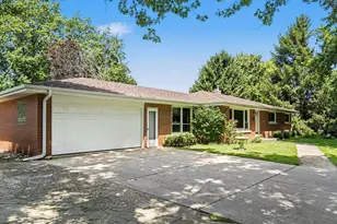 41 E Larkspur Ln, Bristol, IL 60512 - Photo 28