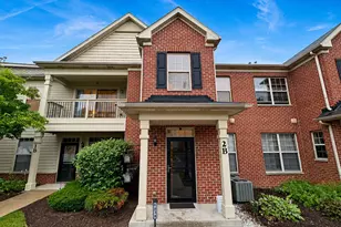1038 Swift Rd, Glen Ellyn, IL 60137 - Photo 1