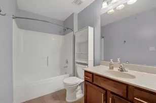 1038 Swift Rd, Glen Ellyn, IL 60137 - Photo 20