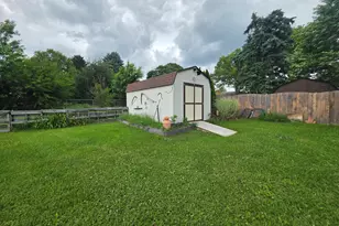 980 S Bell School Rd, Rockford, IL 61108 - Photo 8