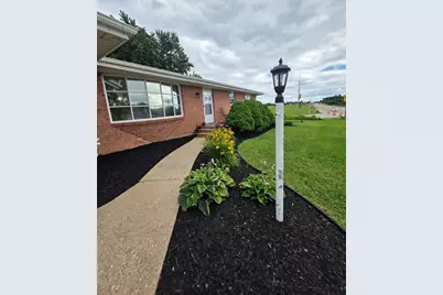 980 S Bell School Road, Rockford, IL 61108 - Photo 2