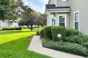 1431 Westhampton Dr, Plainfield, IL 60586 - Photo 1