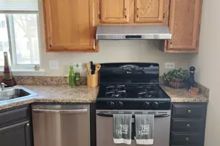 23 Linden Ct, South Elgin, IL 60177 - Photo 8