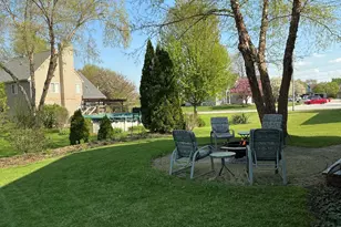 23 Linden Ct, South Elgin, IL 60177 - Photo 20