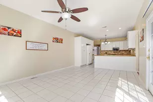 2200 E Gaisor Ct, Crete, IL 60417 - Photo 12