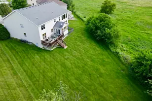 7 Fairhaven Ct, Lake in the Hills, IL 60156 - Photo 32