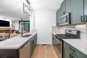 1425 W Fillmore St, Chicago, IL 60607 - Photo 10