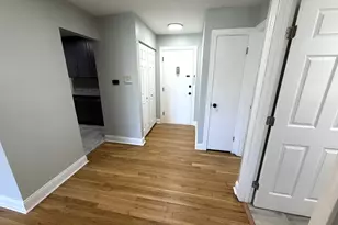 8936 Northshore Dr, Des Plaines, IL 60016 - Photo 16