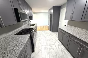 8936 Northshore Dr, Des Plaines, IL 60016 - Photo 14
