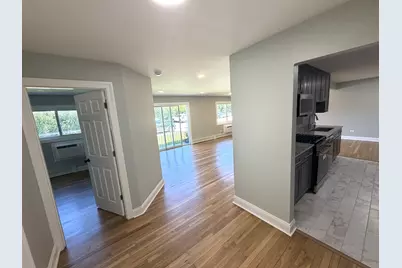 8936 Northshore Drive #1G, Des Plaines, IL 60016 - Photo 4