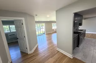 8936 Northshore Dr, Des Plaines, IL 60016 - Photo 4