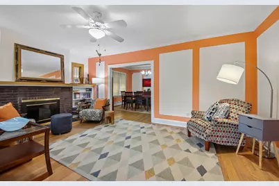 6551 N Maplewood Avenue, Chicago, IL 60645 - Photo 4