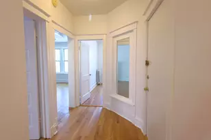 1057 W Berwyn Ave, Chicago, IL 60640 - Photo 10