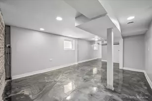 8453 S Aberdeen St, Chicago, IL 60620 - Photo 20