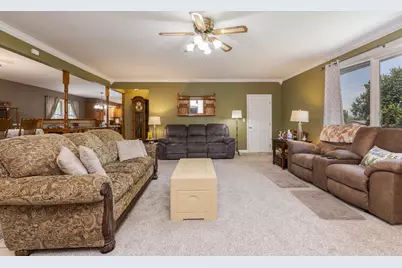 1604 Six Points Road, Bloomington, IL 61701 - Photo 16