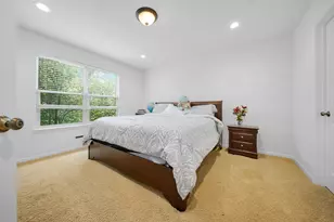 1891 Raes Creek Dr, Bolingbrook, IL 60490 - Photo 32