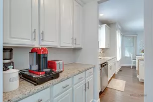 1590 Fielding Dr, Glenview, IL 60026 - Photo 6