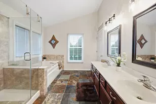 1 Fernwood Ct, Algonquin, IL 60102 - Photo 26