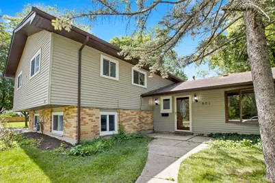 501 Lafayette Lane, Hoffman Estates, IL 60169 - Photo 4