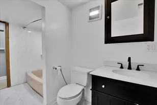 501 Lafayette Ln, Hoffman Estates, IL 60169 - Photo 32