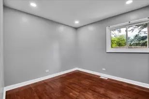 501 Lafayette Ln, Hoffman Estates, IL 60169 - Photo 24