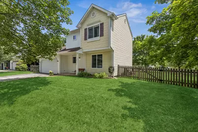2352 Blue Spruce Lane, Aurora, IL 60502 - Photo 2