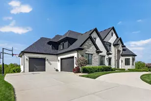 11022 Fawn View Cir, Orland Park, IL 60467 - Photo 2