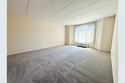1 Renaissance Place #505, Palatine, IL 60067 - Photo 8