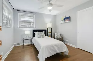 5754 N Christiana Ave, Chicago, IL 60659 - Photo 22