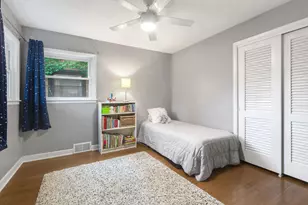 5754 N Christiana Ave, Chicago, IL 60659 - Photo 8