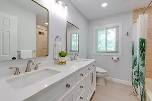 670 Indian Hill Rd, Deerfield, IL 60015 - Photo 16