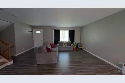 5S334 Stewart Drive, Naperville, IL 60563 - Photo 8