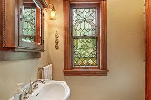 201 Wesley Ave, Oak Park, IL 60302 - Photo 12