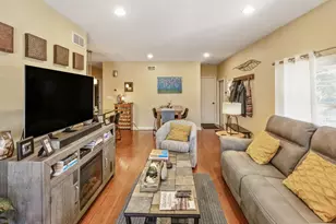 201 Wesley Ave, Oak Park, IL 60302 - Photo 28