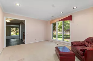 3875 S Mission Hills Rd, Northbrook, IL 60062 - Photo 20