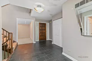 3875 S Mission Hills Rd, Northbrook, IL 60062 - Photo 6