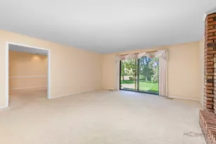 3875 S Mission Hills Rd, Northbrook, IL 60062 - Photo 10