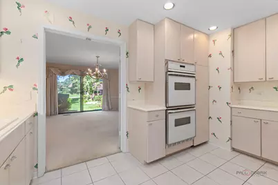 3875 S Mission Hills Road, Northbrook, IL 60062 - Photo 16