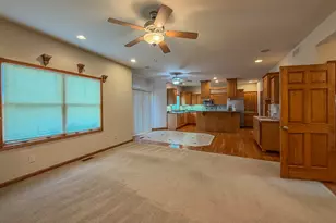 2903 Wynstone Dr, Champaign, IL 61822 - Photo 16