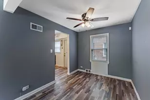 939 Bellwood Ave, Bellwood, IL 60104 - Photo 6