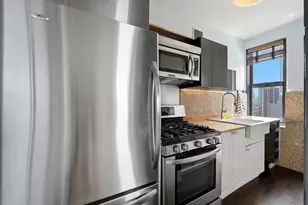 2000 N Lincoln Park W, Chicago, IL 60614 - Photo 12