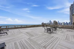 2000 N Lincoln Park W, Chicago, IL 60614 - Photo 22
