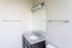 1525 W Addison St, Chicago, IL 60613 - Photo 4