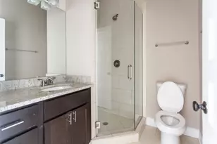 1525 W Addison St, Chicago, IL 60613 - Photo 12
