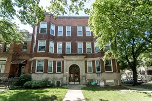 1525 W Addison St, Chicago, IL 60613 - Photo 32