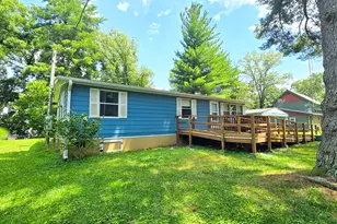 1750 Moonglow Rd, Centralia, IL 62801 - Photo 2
