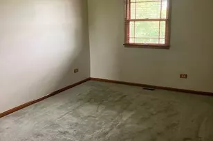 1606 Timberline Dr, Joliet, IL 60431 - Photo 14