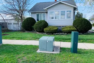 246 E 161st Pl, South Holland, IL 60473 - Photo 1