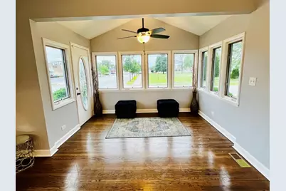 246 E 161st Place, South Holland, IL 60473 - Photo 4