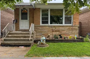 3241 N Kostner Ave, Chicago, IL 60641 - Photo 2